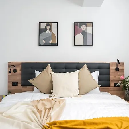 18 - New Building & Parking דירה *