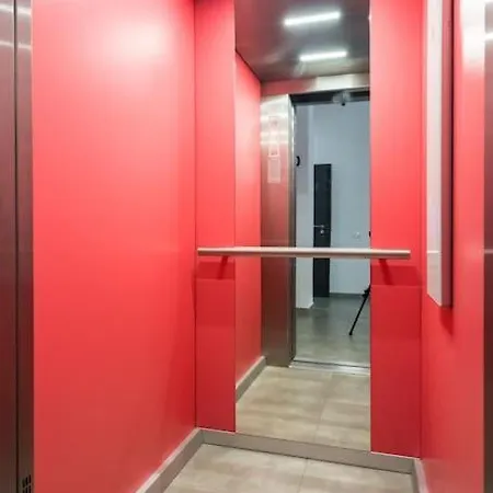 18 - New Building & Parking * בוקרשט