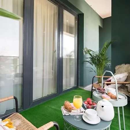 18 - New Building & Parking *