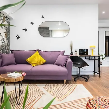 Apartament 18 - New Building & Parking *