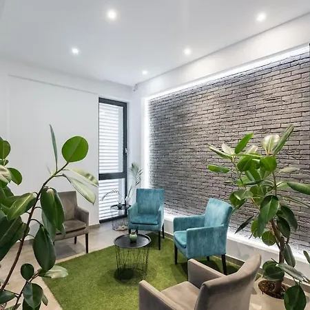 דירה 18 - New Building & Parking