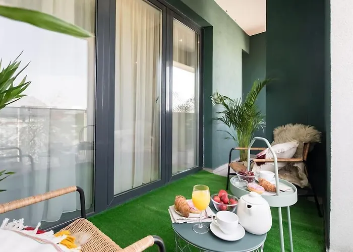 18 - New Building & Parking *