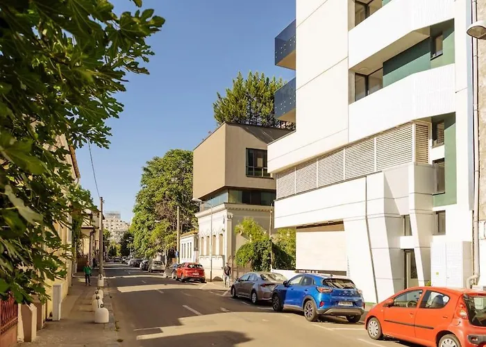 18 - New Building & Parking Lägenhet *