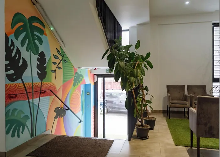 18 - New Building & Parking * בוקרשט