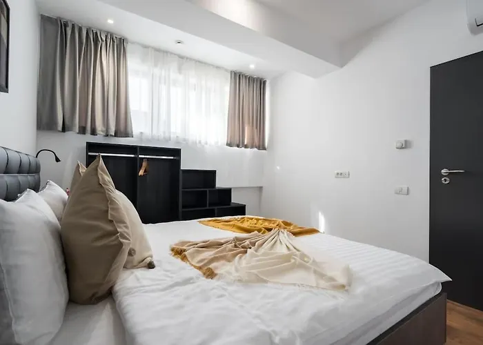 Apartament 18 - New Building & Parking